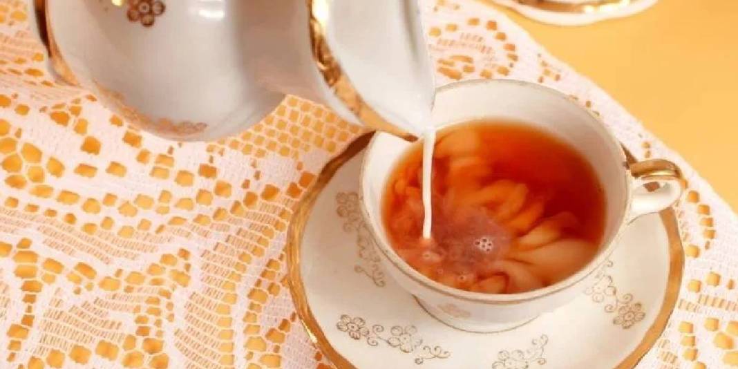 Kemik gücünün sırrı bu bardakta saklı! İngilizler biliyor, her gün içiyor: Lezzeti de şifayı da bir arada sunuyor 2